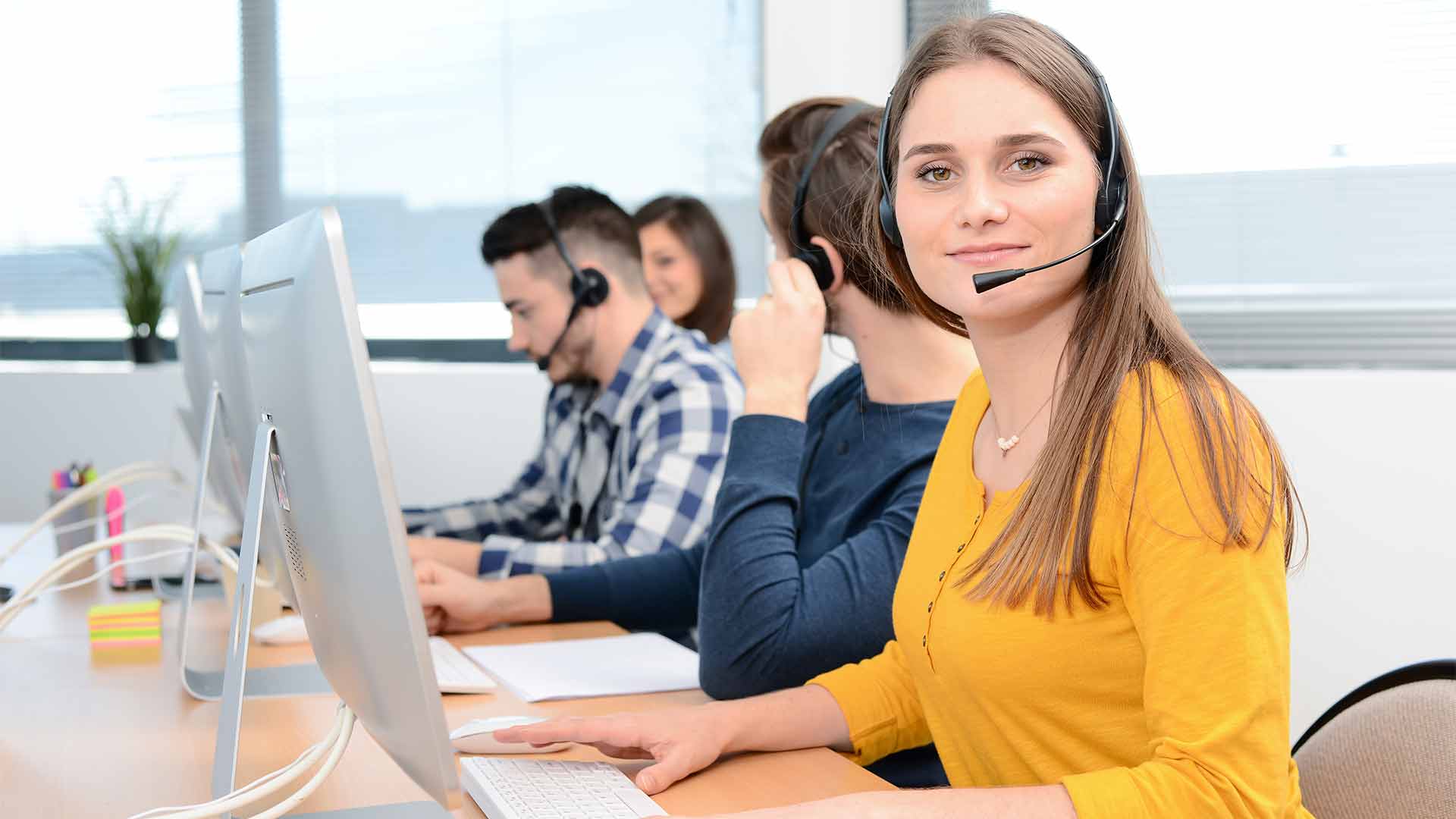 15 Ways to Improve Customer Service Training Programs