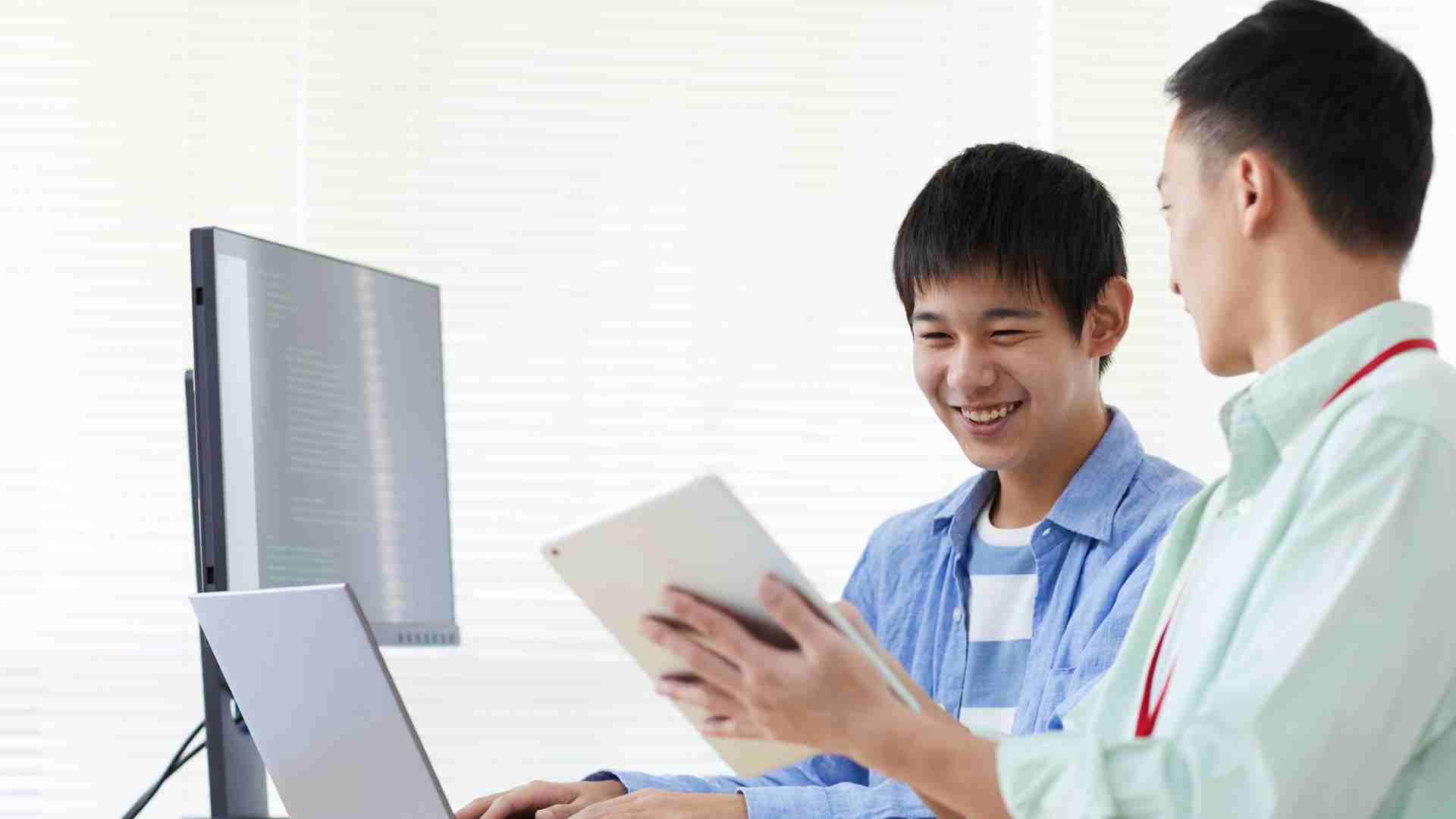 The Role of Educational Technology in Learning and Development Programs The Role of Educational Technology in Learning and Development Programs